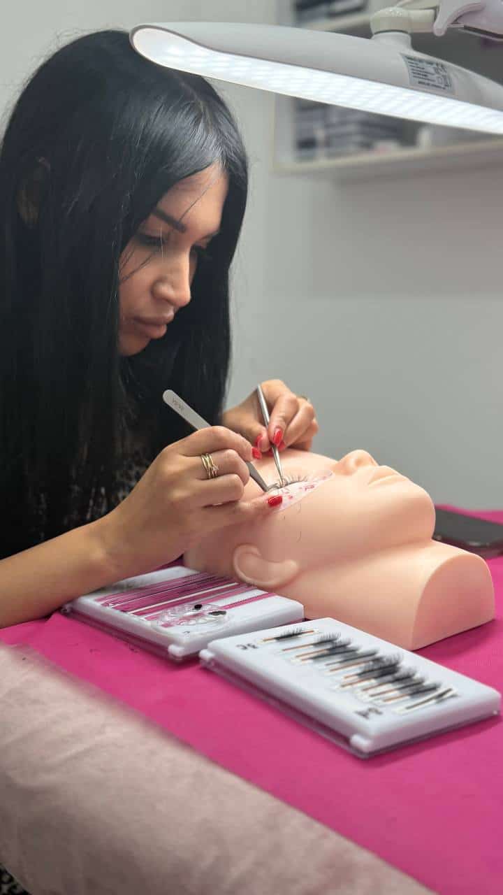 קורס הלחמת ריסים בצפון