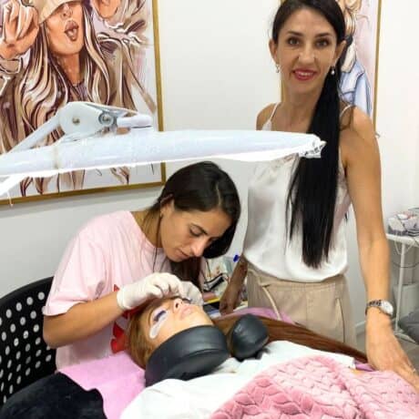 קורס הרמת ריסים