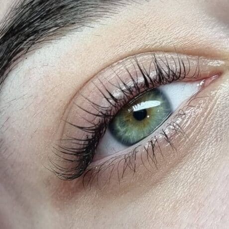 קורס הרמת ריסים