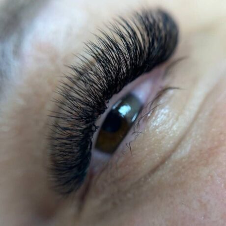 הלחמת ריסים בנפח