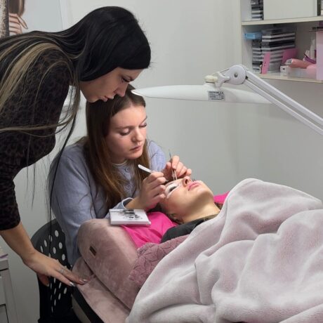 הלחמת ריסים בנפח